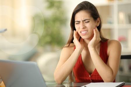 Can Stress And Screen Time Affect Your Jaw Health?